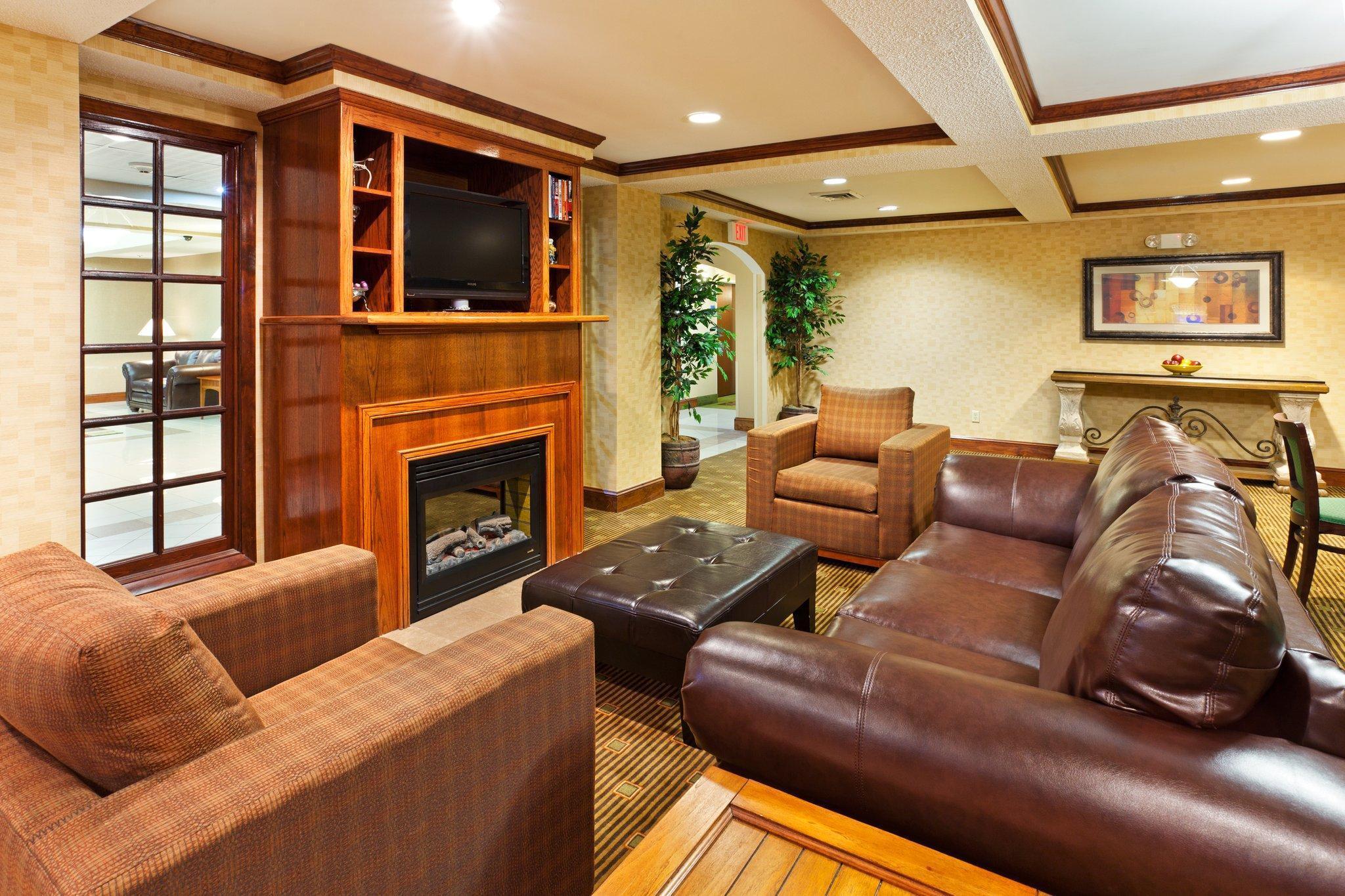 Holiday Inn Express & Suites Reidsville By Ihg Exteriör bild