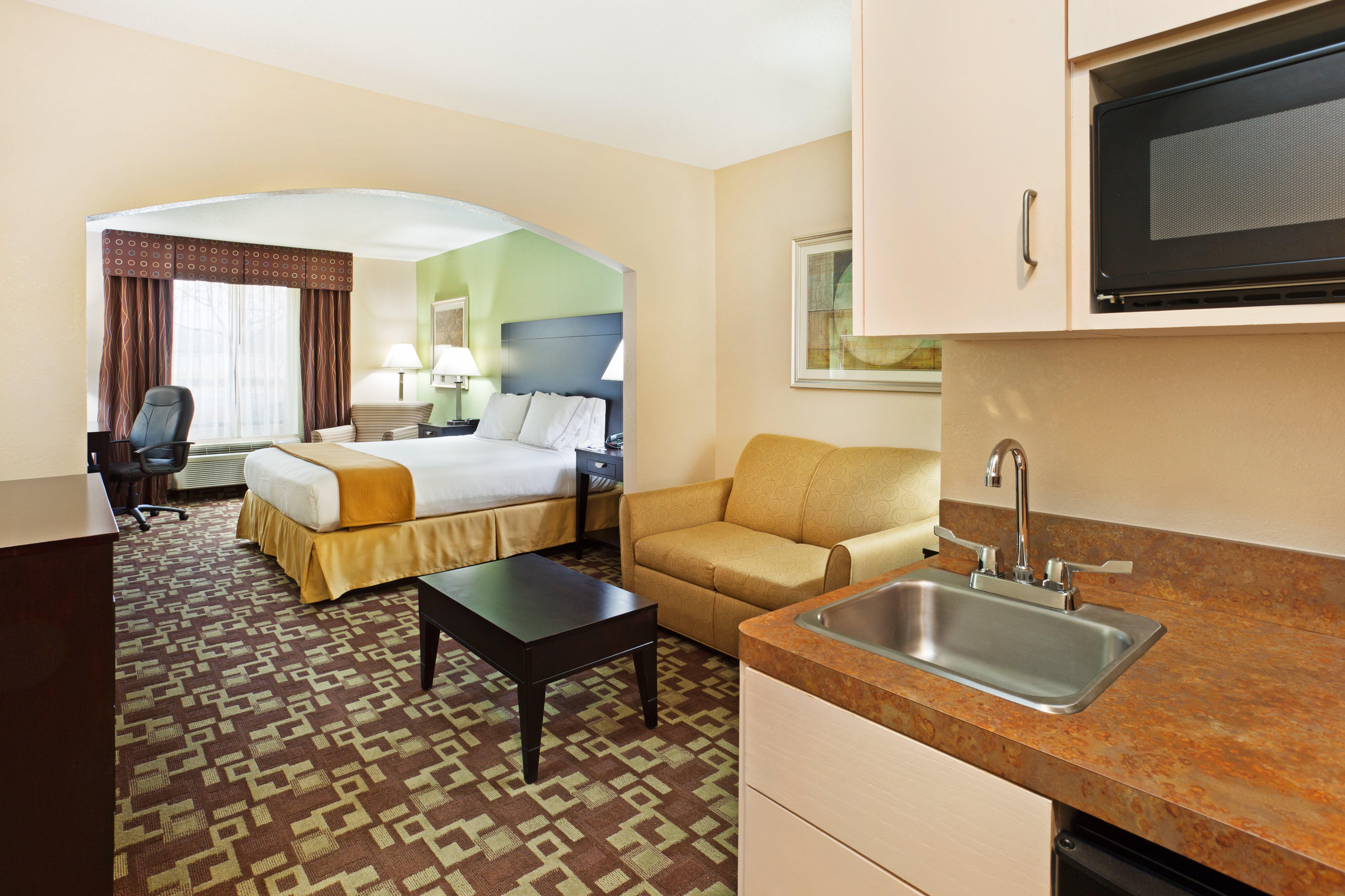 Holiday Inn Express & Suites Reidsville By Ihg Exteriör bild