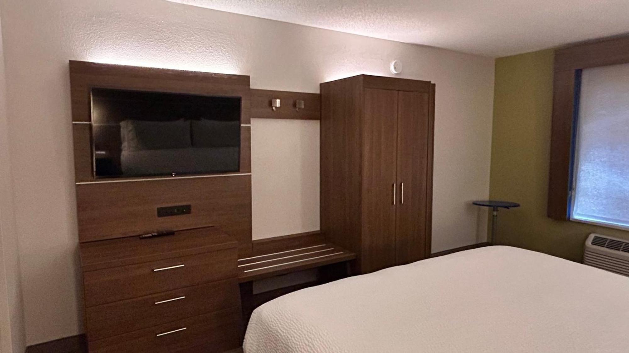 Holiday Inn Express & Suites Reidsville By Ihg Exteriör bild
