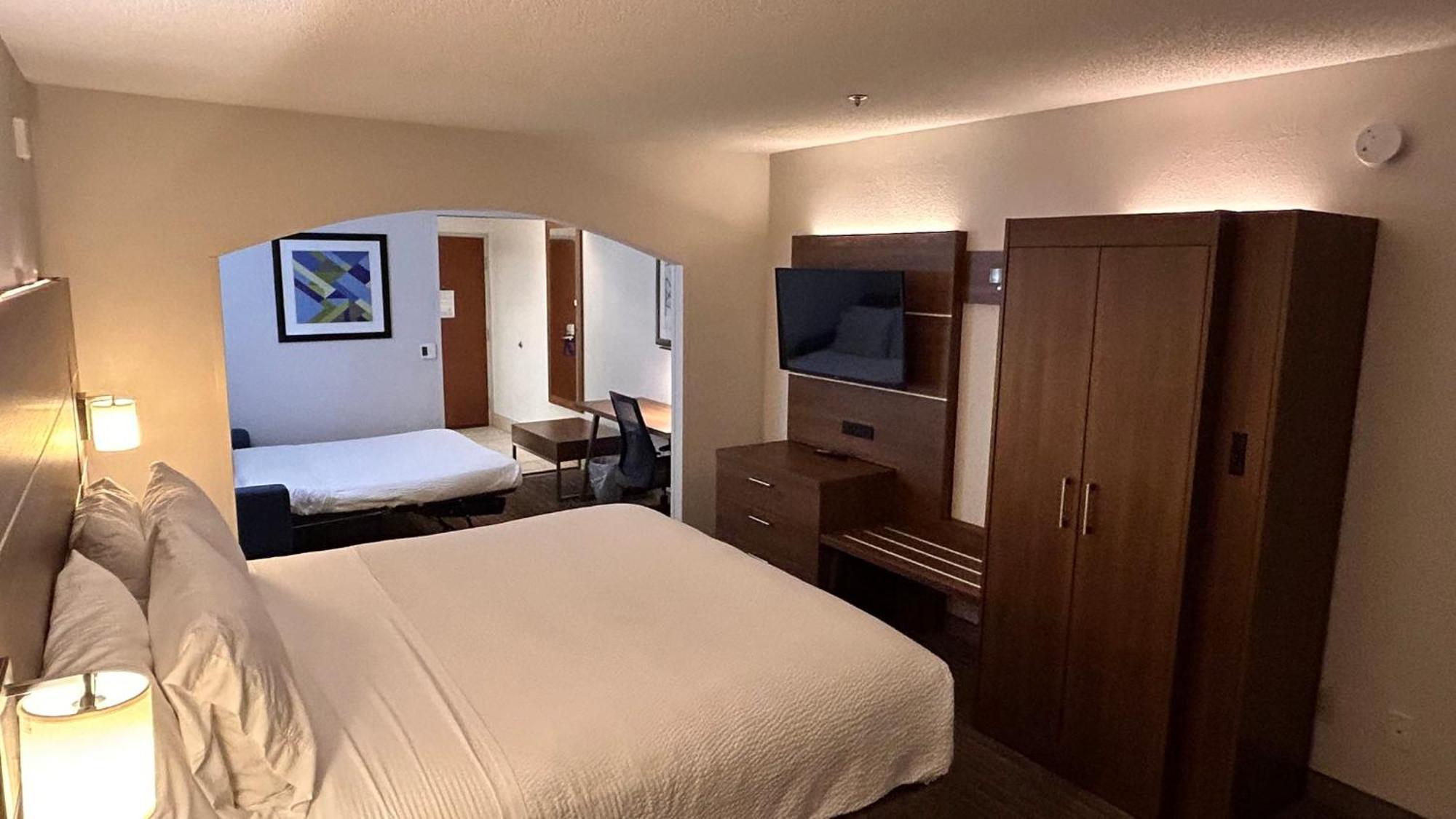 Holiday Inn Express & Suites Reidsville By Ihg Exteriör bild